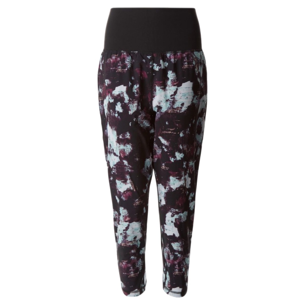 Lululemon Tranquil Crop